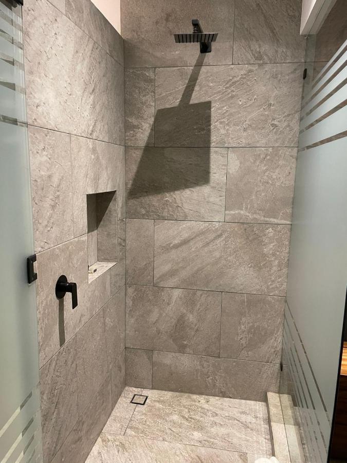 Hotel Oxu Solo Adultos Вале де Браво Екстериор снимка