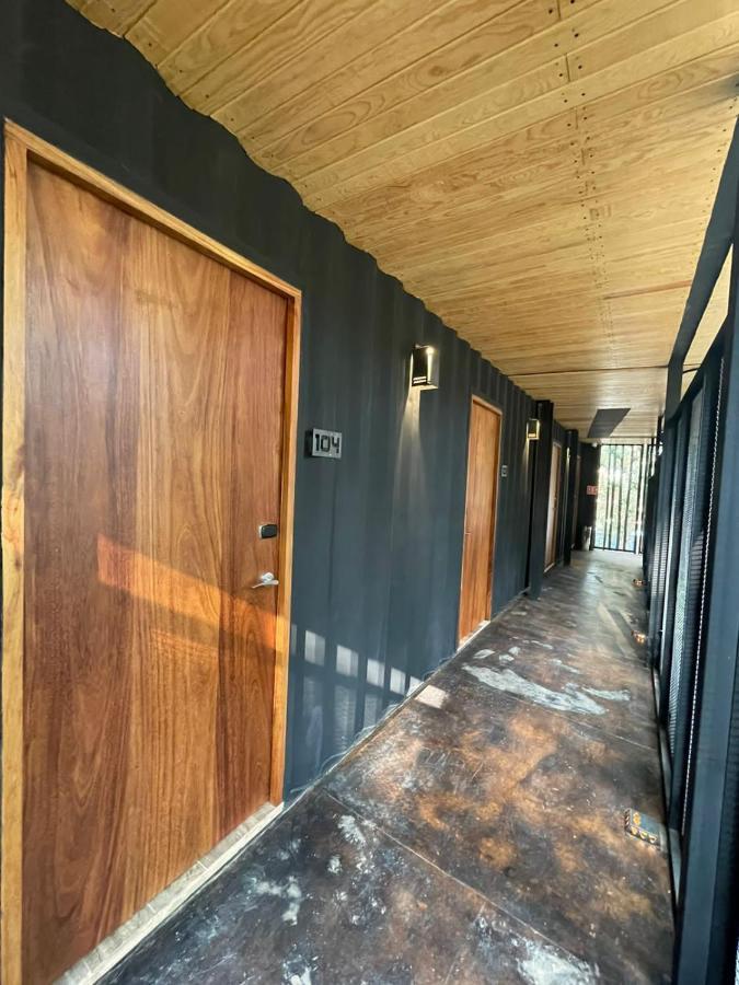 Hotel Oxu Solo Adultos Вале де Браво Екстериор снимка